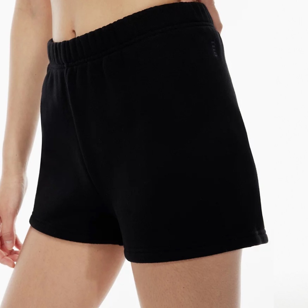 Aritiza TNA high rise sweat shorts
